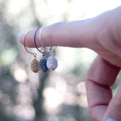 Pendientes de gancho con colgante de piña | Artemisa