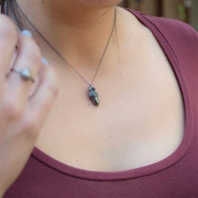 Collar con forma de Bellota con sus brotes | Artemisa