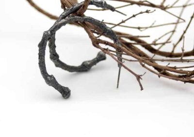 Pendientes con forma de rama Twigs | argollas de plata de ley