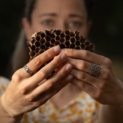 Anillo Ancho Panal de Abeja | Honey