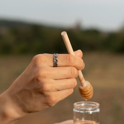 Anillo sencillo Panal de Abeja | Honey