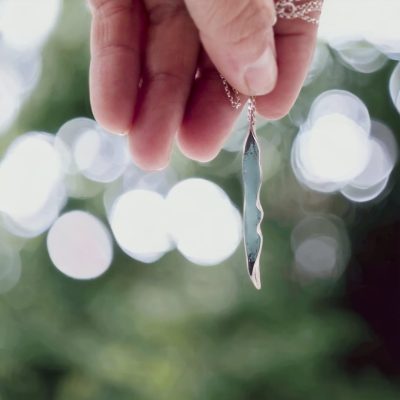 Collar elegante esmaltado | Hari